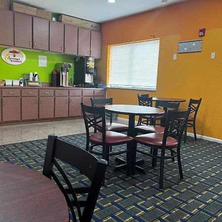 Super 8 By Wyndham Houston/Brookhollow Nw Ngoại thất bức ảnh