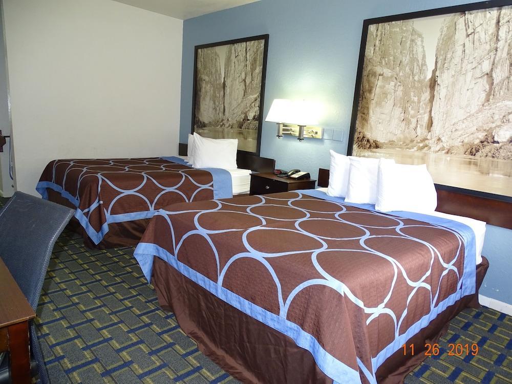 Super 8 By Wyndham Houston/Brookhollow Nw Ngoại thất bức ảnh